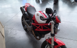 Ducati monster 696