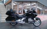 Honda gl1800 goldwing touring