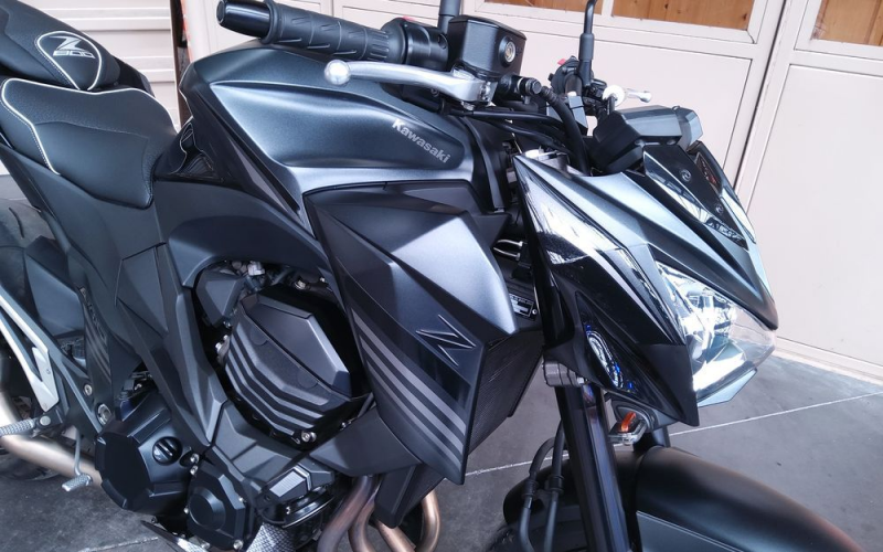 Kawasaki z800e abs
