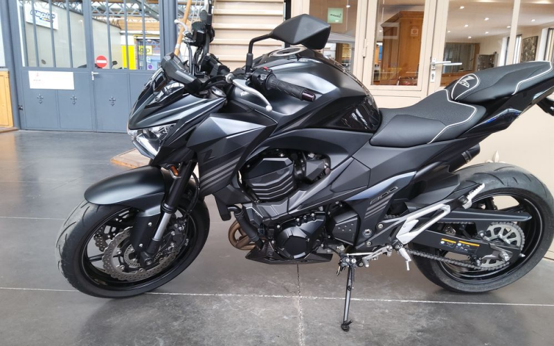 Kawasaki z800e abs