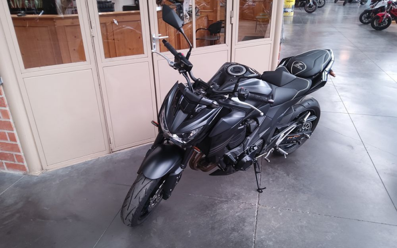Kawasaki z800e abs