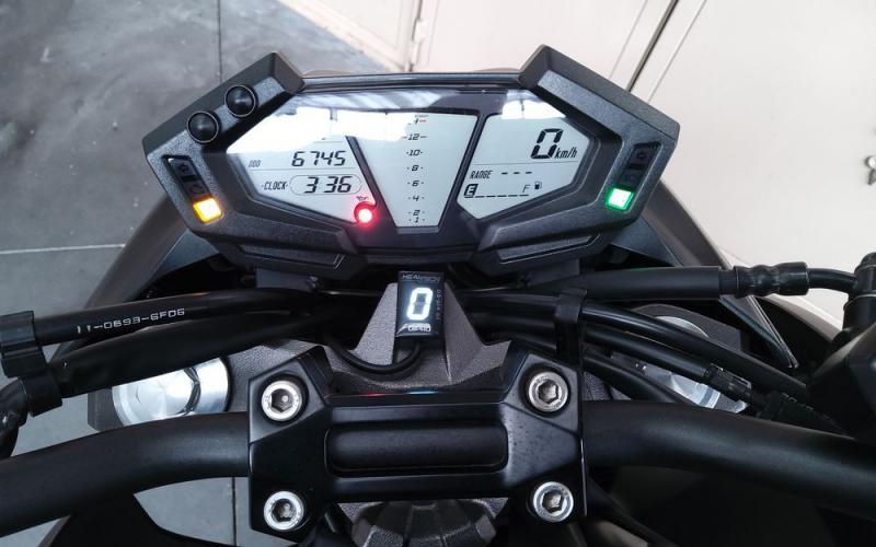 Kawasaki z800e abs