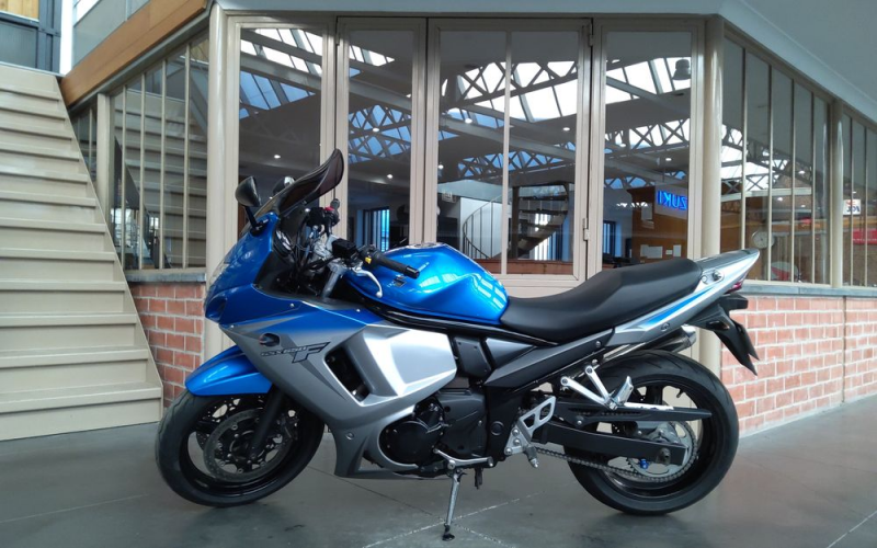 Suzuki gsx-f 650