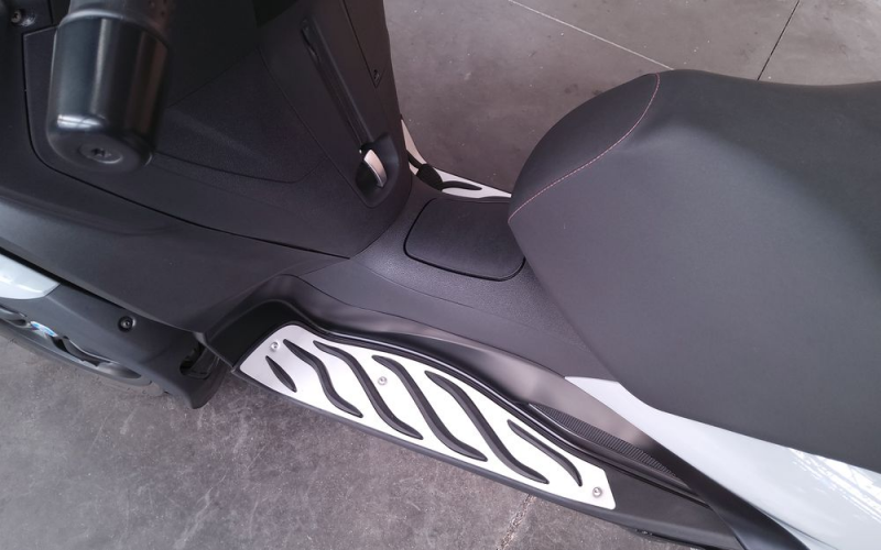 Piaggio mp3 300 hpe sport