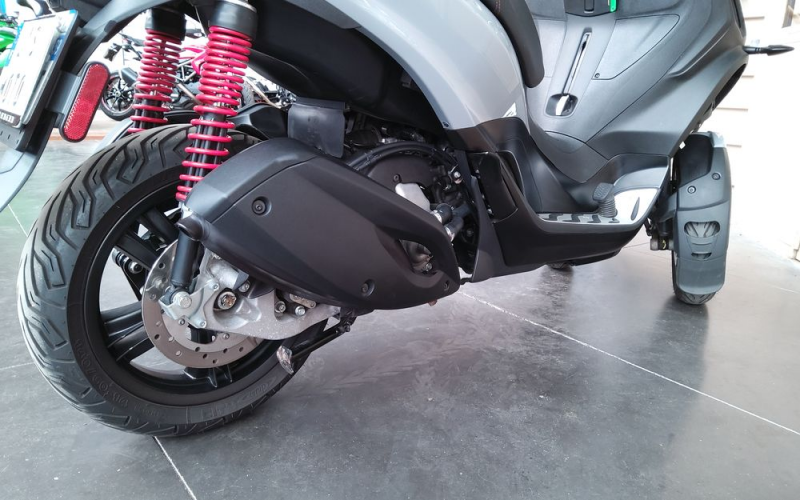 Piaggio mp3 300 hpe sport