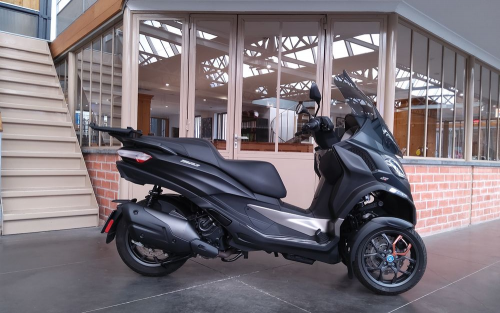 Piaggio mp3 530 hpe exclusive