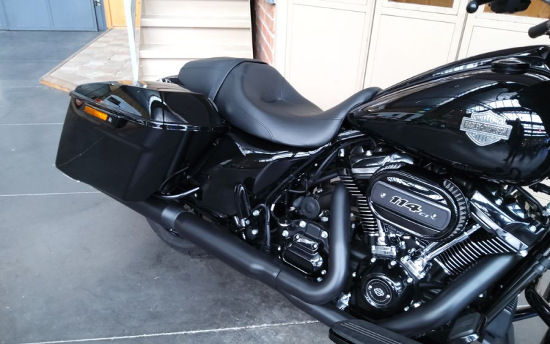 Harley street glide spécial