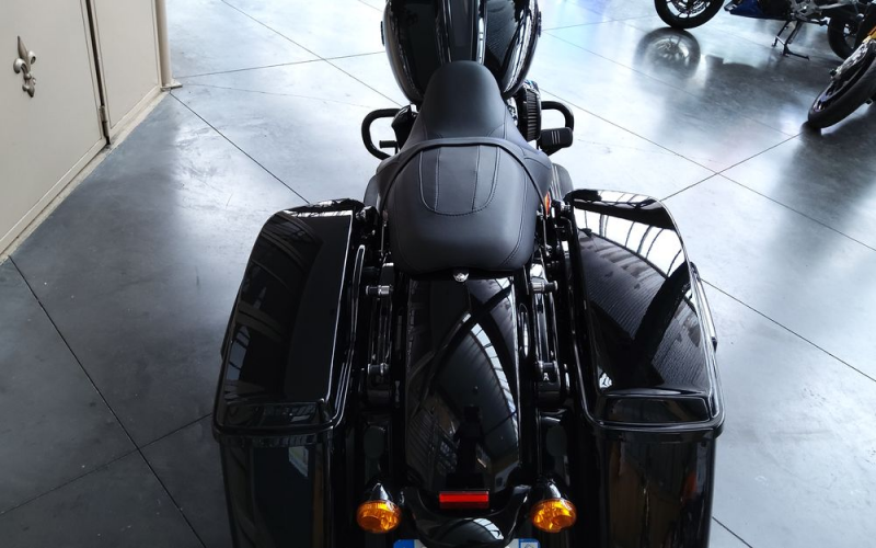 Harley street glide spécial