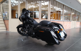 Harley street glide spécial