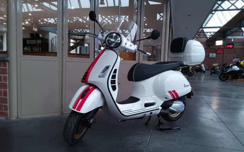Vespa gts super 300