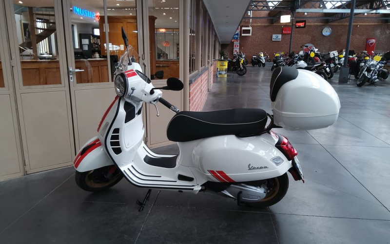 Vespa gts super 300