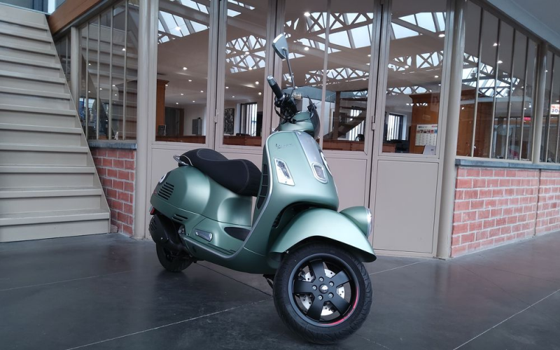 Vespa 300 gts Sei Giorni