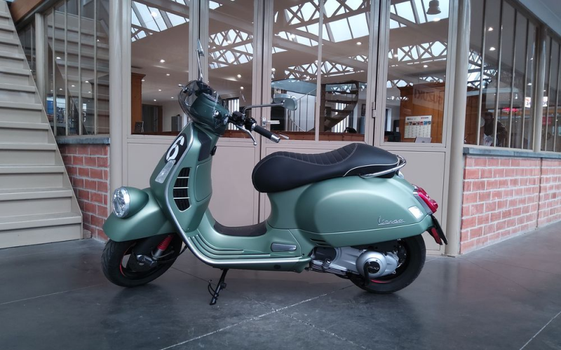 Vespa 300 gts Sei Giorni