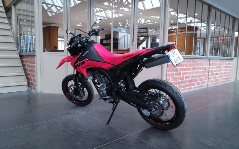 Honda crf250m