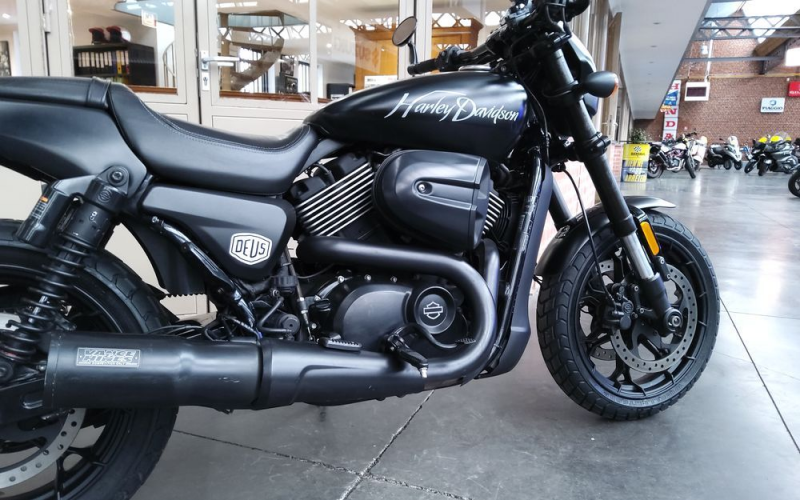 Harley street rod 750