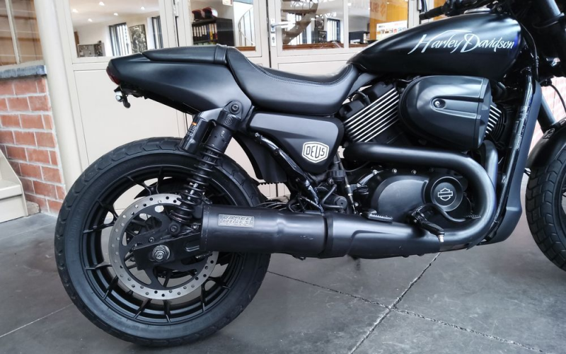 Harley street rod 750