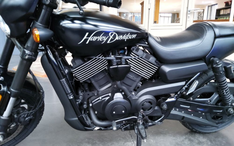 Harley street rod 750
