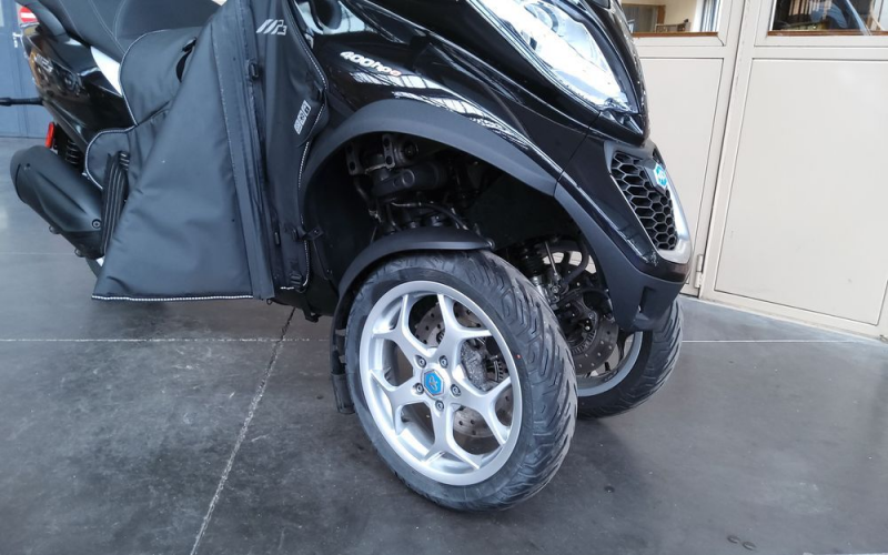 Piaggio mp3 400 Hpe