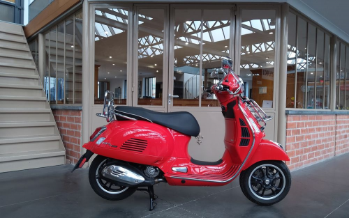 Vespa gts 300 super