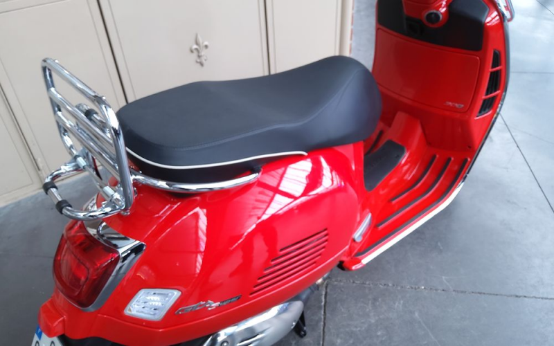 Vespa gts 300 super