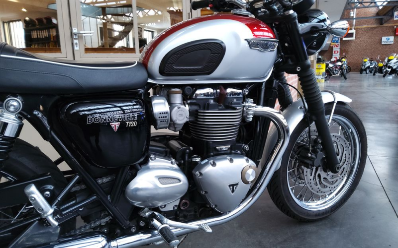 Triumph bonneville T120