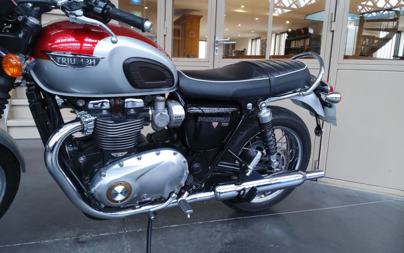 Triumph bonneville T120