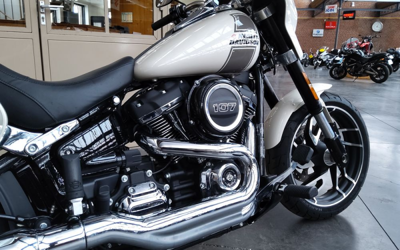 Harley sport glide 1745