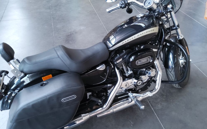 Harley spotster 1200 custom