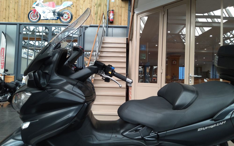 Suzuki burgman 650 executive