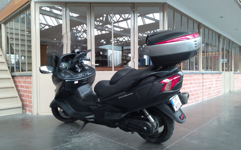 Suzuki burgman 650 executive