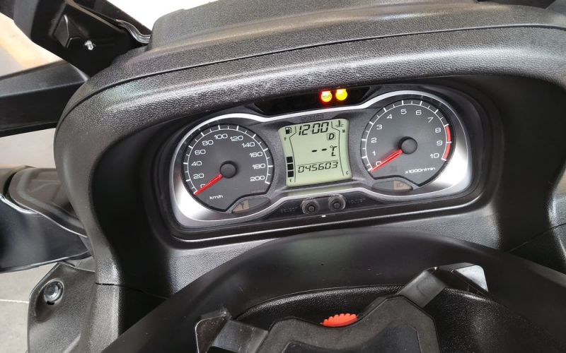 Suzuki burgman 650 executive