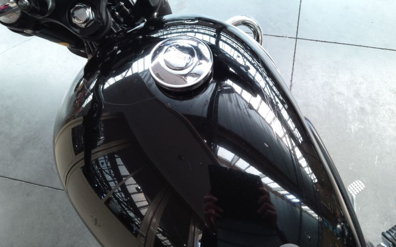 Triumph bonneville t100 black