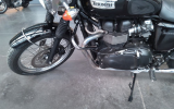 Triumph bonneville t100 black