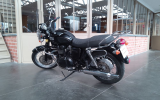 Triumph bonneville t100 black