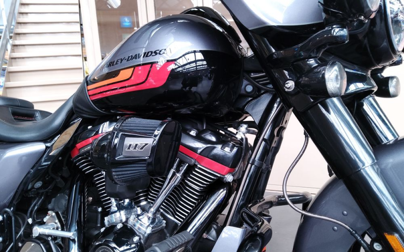 Harley street glide cvo