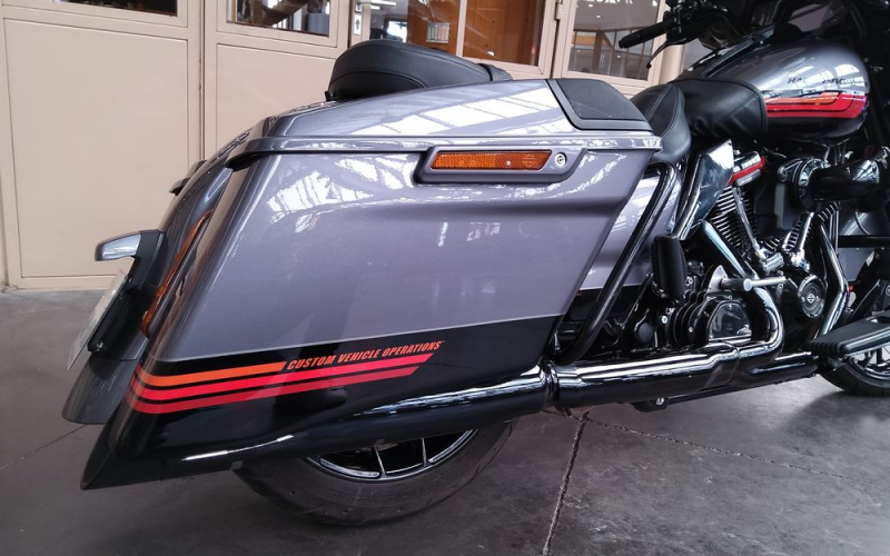 Harley street glide cvo