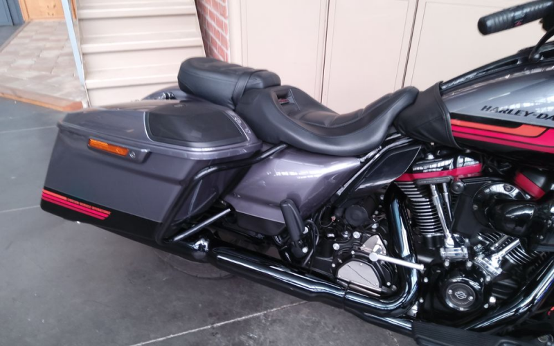 Harley street glide cvo