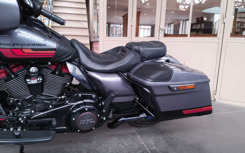 Harley street glide cvo