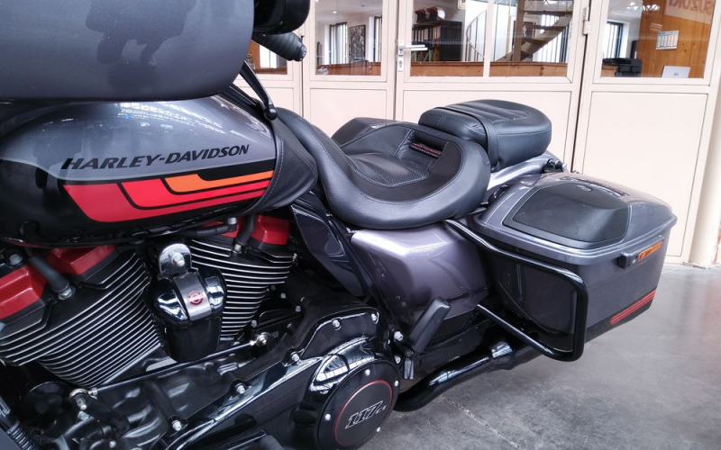 Harley street glide cvo