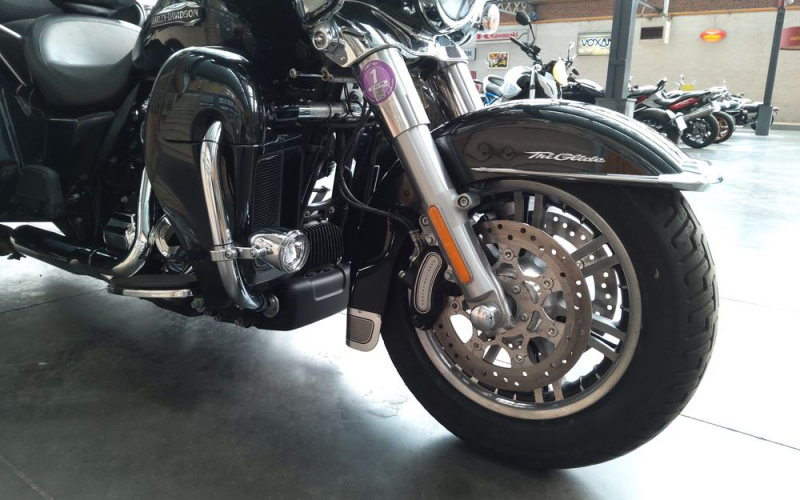 Harley tri glide