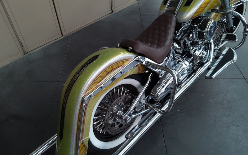 Harley Softail " Chicano "