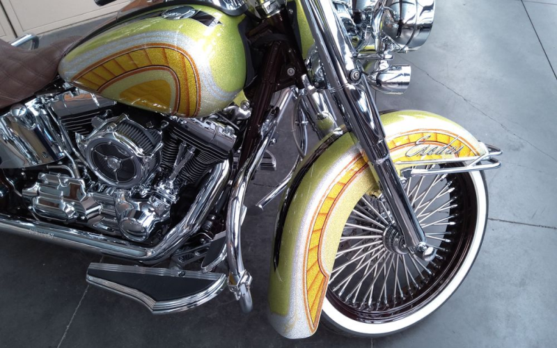 Harley Softail " Chicano "
