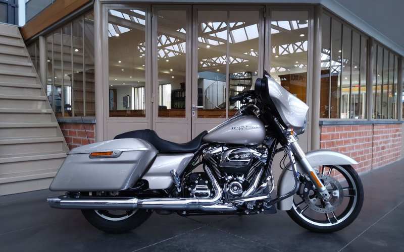 Harley street glide