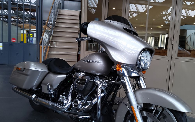 Harley street glide