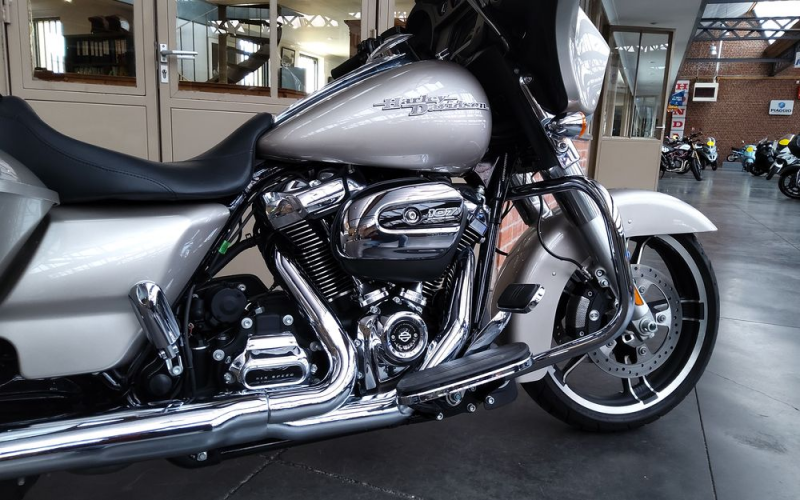 Harley street glide