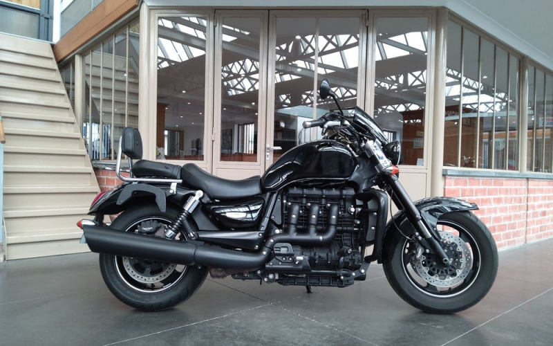 Triumph rocket 3 X