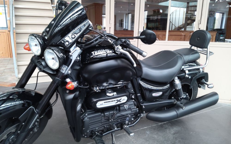 Triumph rocket 3 X