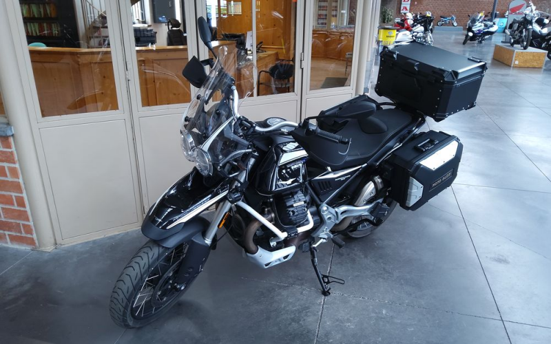 Moto guzzi V85TT
