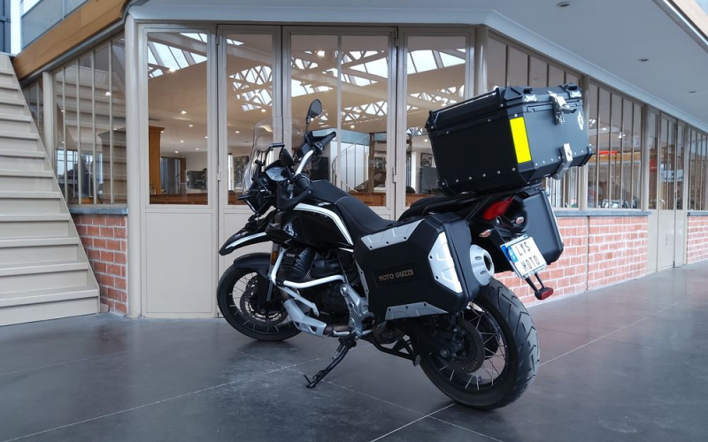 Moto guzzi V85TT
