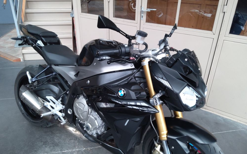 Bmw s1000r